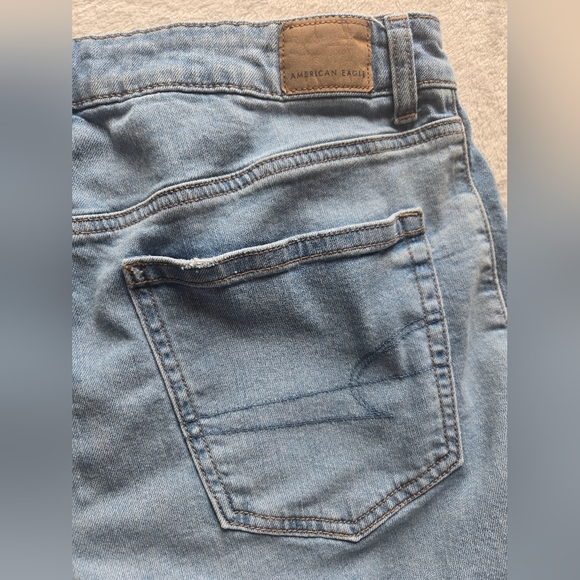 American Eagle Light Blue Women's Jeans - Picture 9 of 9